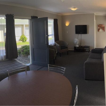 ניו פלימות' Amber Court Motel מראה חיצוני תמונה