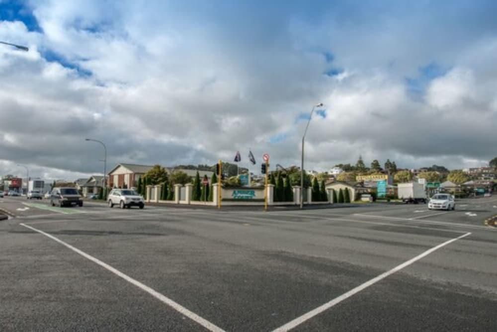 ניו פלימות' Amber Court Motel מראה חיצוני תמונה