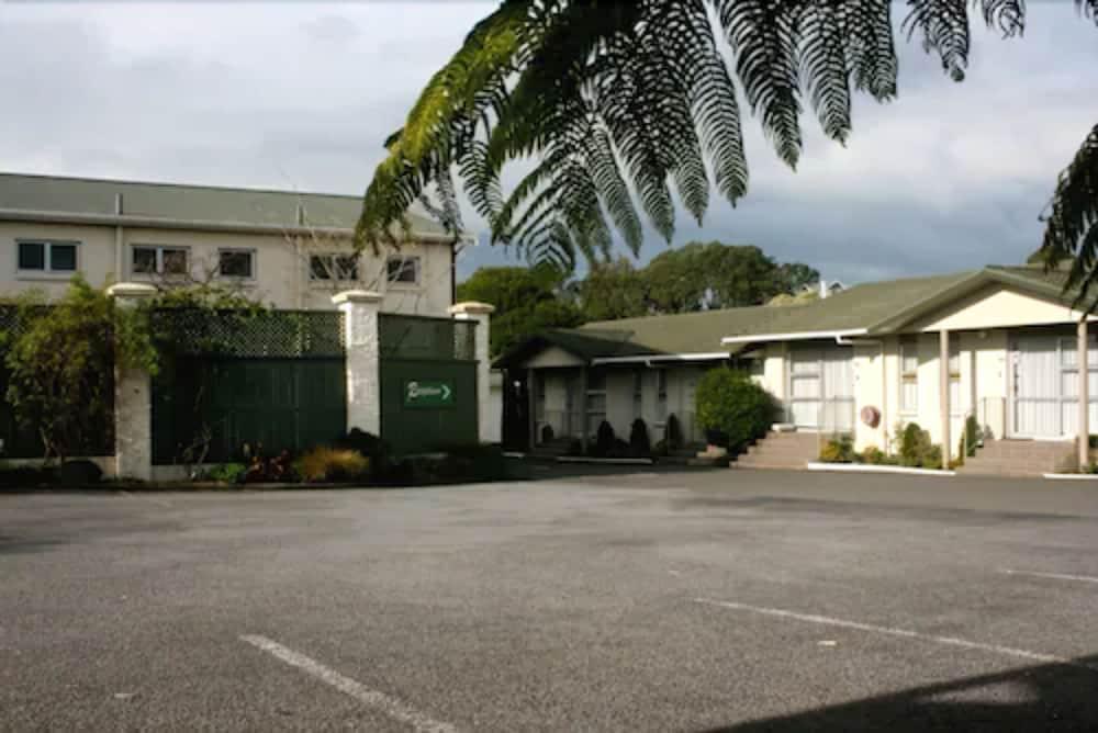 ניו פלימות' Amber Court Motel מראה חיצוני תמונה