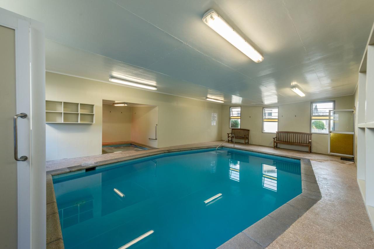 ניו פלימות' Amber Court Motel מראה חיצוני תמונה