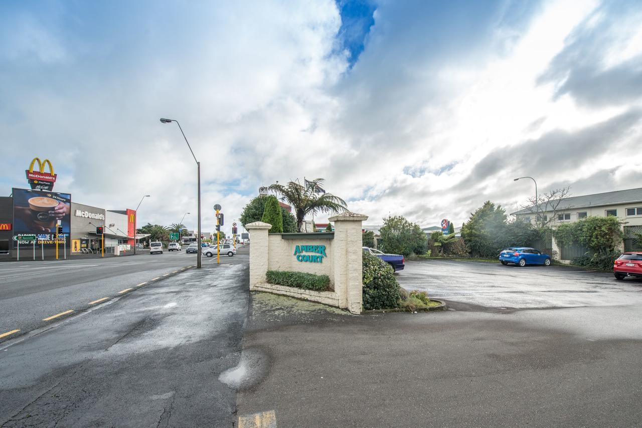 ניו פלימות' Amber Court Motel מראה חיצוני תמונה