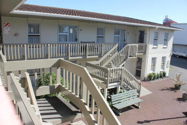 ניו פלימות' Amber Court Motel מראה חיצוני תמונה
